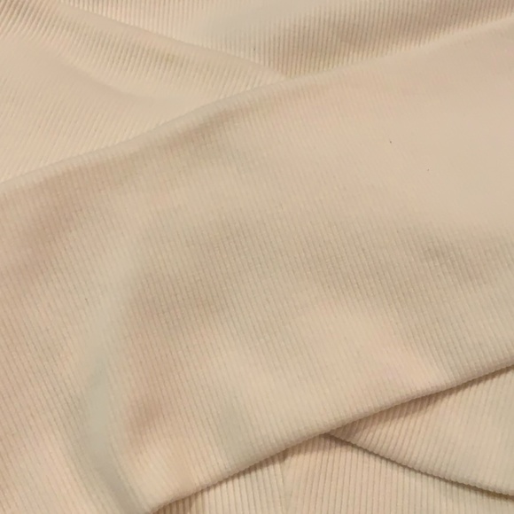 Ribbed Off the Shoulder Crop Top - Picture 4 of 5